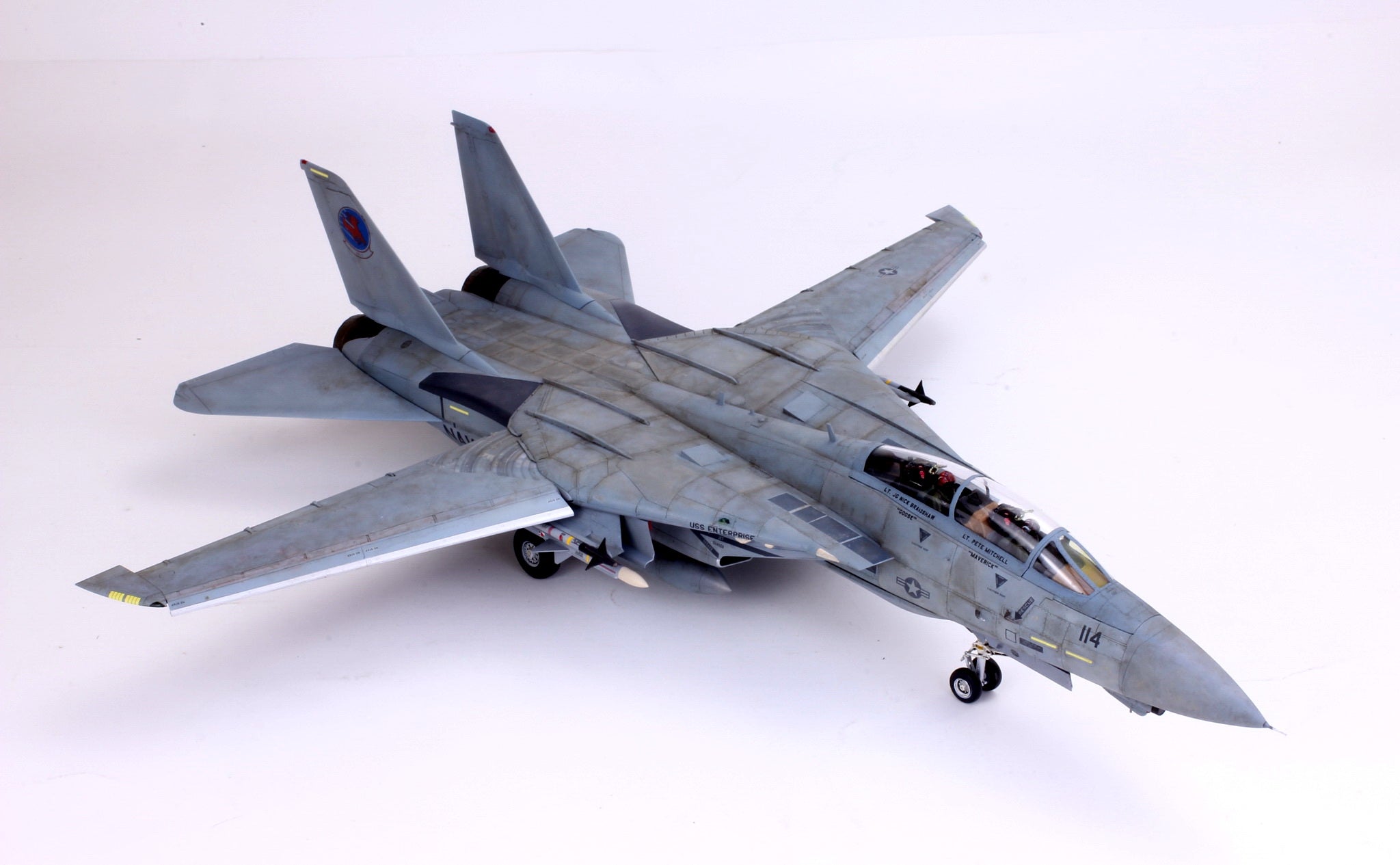 US Navy Top Gun F-14A Tomcat (/w 02 Pilots) 1/48 Scaled Ratio - Pro Bu ...