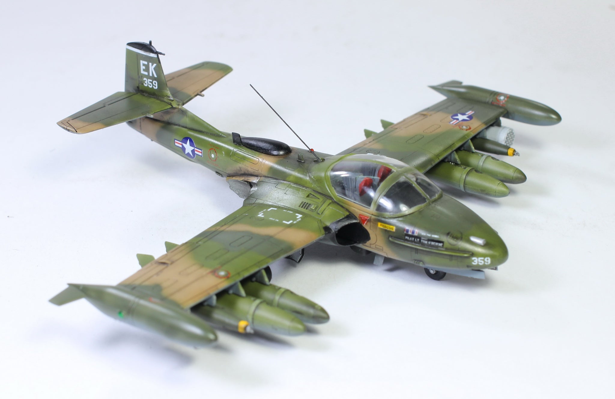 USAF A-37B Dragonfly - 1/72 Scaled Ratio - Vietnam War - Manufactured ...